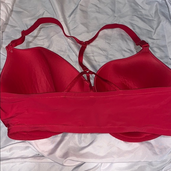 bras - Picture 3 of 3